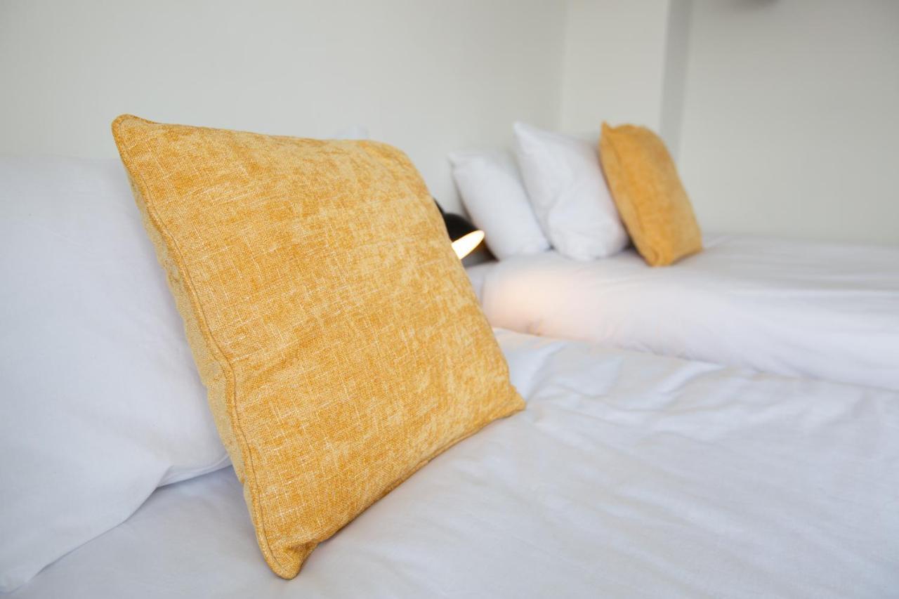 Вилла 1 Mile To Etihad Stadium & Coop Arena, Free Parking, 7 Ppl Манчестер Экстерьер фото